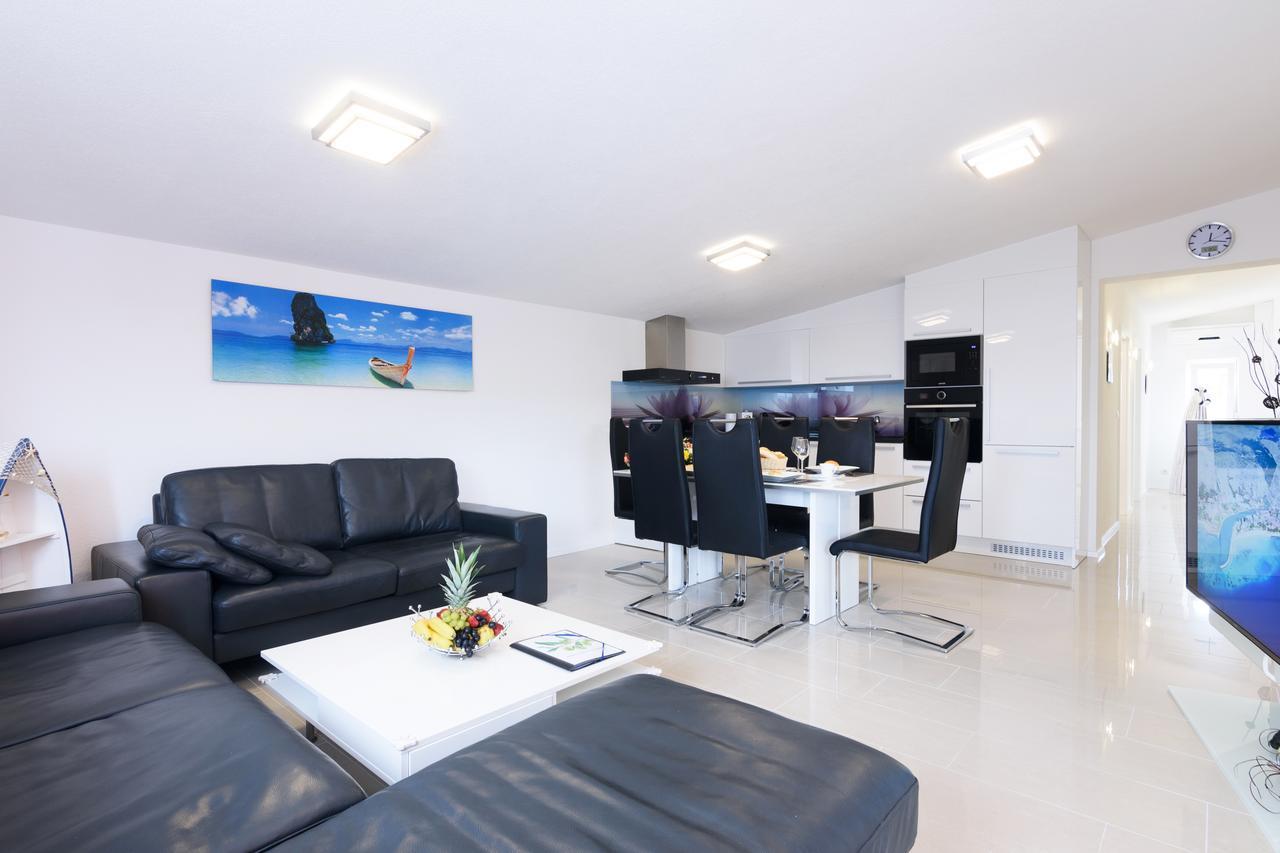 Studio Apartment Maslina Gornji Karin Kültér fotó