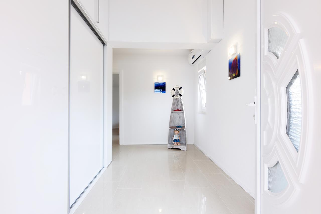 Studio Apartment Maslina Gornji Karin Szoba fotó